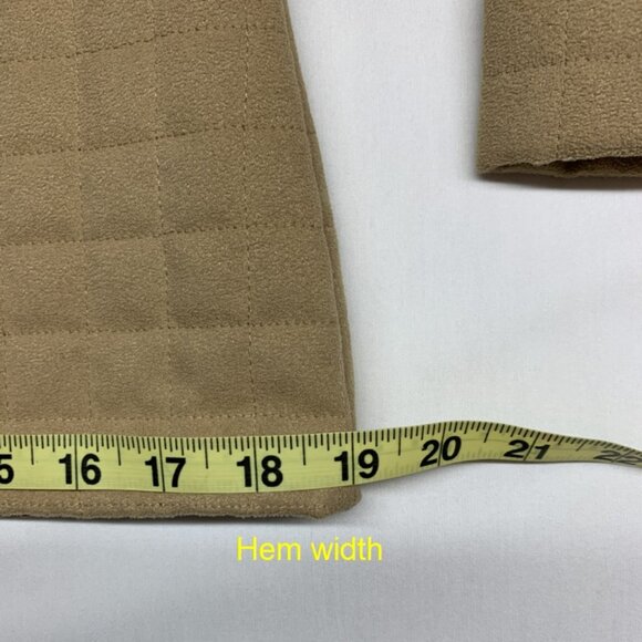 Unique! Ligthweight, Zippered Outdoor Jacket - Picture 7 of 8